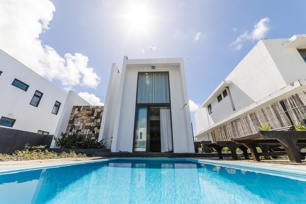 Viccos Villa - Brand New Villa In Trou D'Eau Douce Trou d'Eau Douce Exterior foto